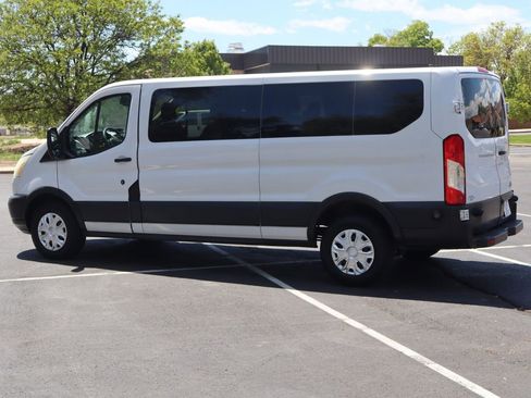 Used 2015 Ford Transit 350 XLT RWD image 8