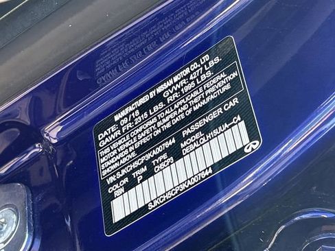 Used 2019 INFINITI QX30 w/ Navigation Package FWD image 32