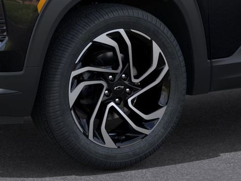 New 2026 Chevrolet TrailBlazer RS w/ Convenience Package FWD image 9