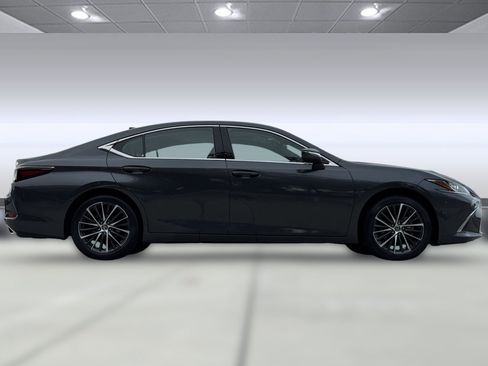 Used 2025 Lexus ES 350 w/ Premium Package FWD image 7