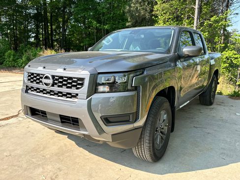 New 2026 Nissan Frontier SV w/ Tow Package RWD image 1