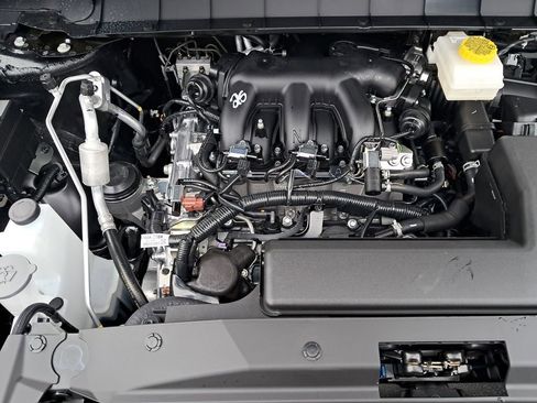 New 2025 Nissan Pathfinder SL w/ SL Premium Package image 23