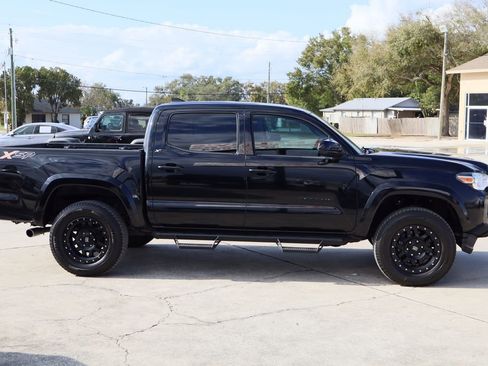 Used 2019 Toyota Tacoma SR5 image 6