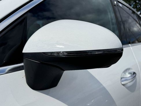 Used 2023 Mercedes-Benz GLC 300 4MATIC image 16