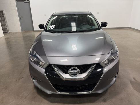 Used 2016 Nissan Maxima SR image 37