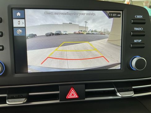 New 2026 Hyundai Elantra SE image 20