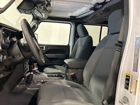 New 2025 Jeep Wrangler Sport S image 15