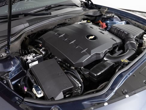 Used 2014 Chevrolet Camaro LT image 36