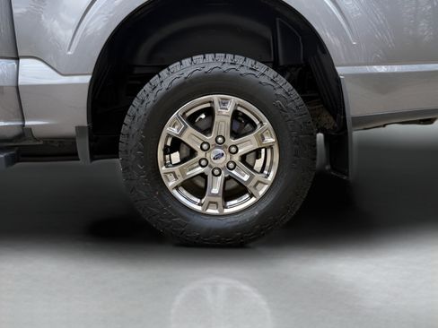 Used 2021 Ford F150 Lariat AWD/4WD image 23