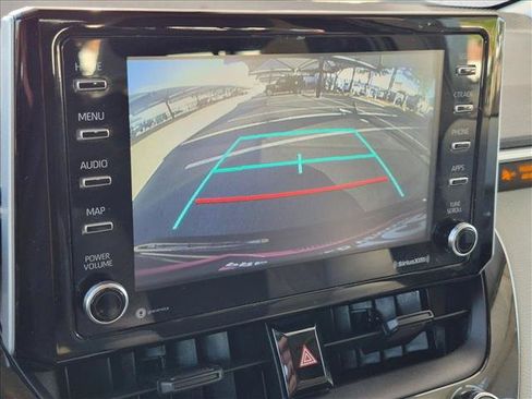 Used 2021 Toyota Corolla LE FWD image 9