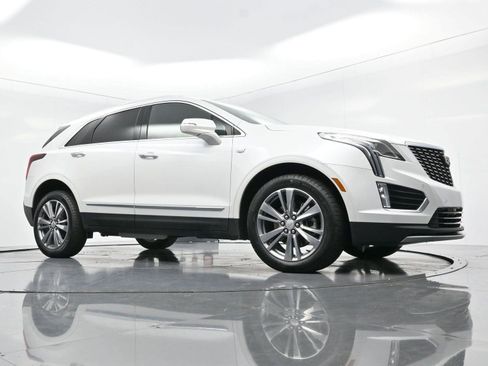Certified 2025 Cadillac XT5 Premium Luxury image 49