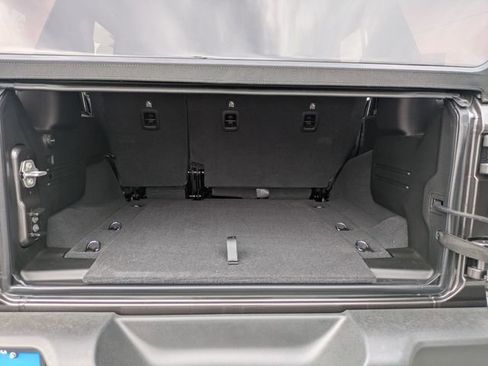 New 2025 Jeep Wrangler Sport S image 30