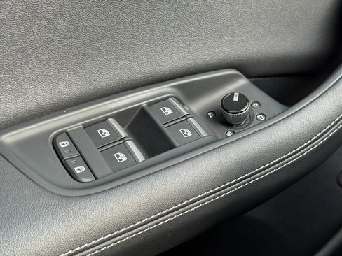 Used 2023 Audi Q8 Premium Plus w/ Premium Plus Package image 23