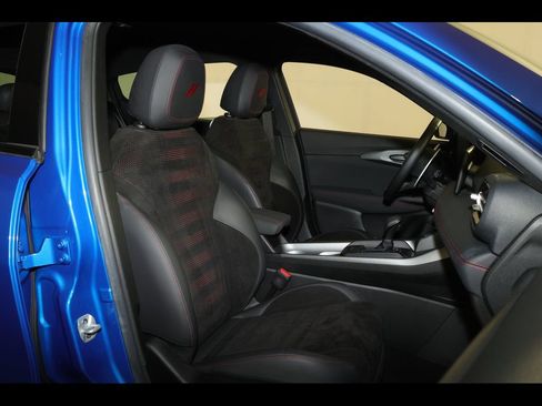 Used 2024 Dodge Hornet R/T AWD/4WD image 29