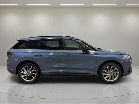 Certified 2025 Lincoln Corsair Grand Touring image 2