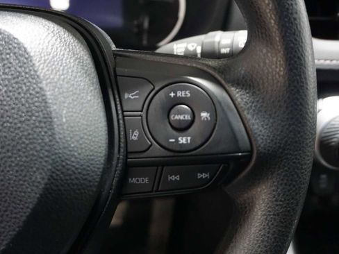 Used 2024 Toyota RAV4 XLE image 23