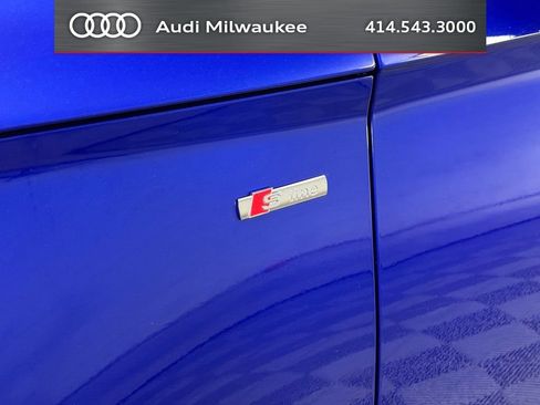 Used 2024 Audi Q5 e Premium Plus w/ Premium Plus Package AWD/4WD image 13