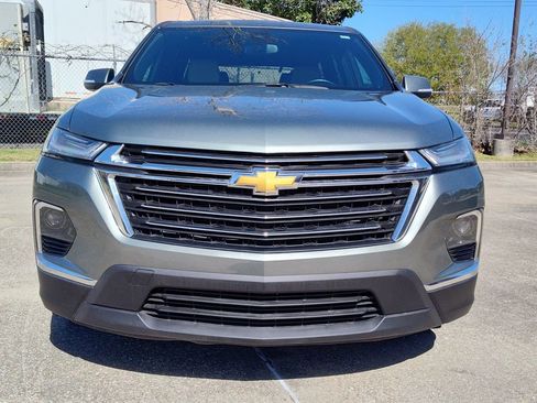 Used 2023 Chevrolet Traverse LT image 15