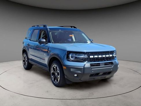 New 2026 Ford Bronco Sport Outer Banks image 14