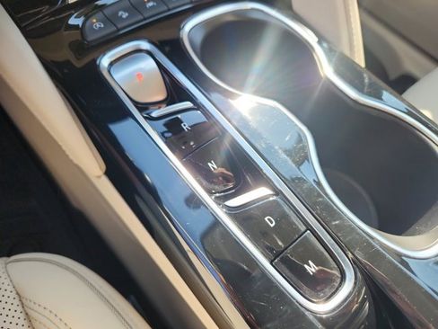 Certified 2023 Buick Envision Essence AWD/4WD image 13