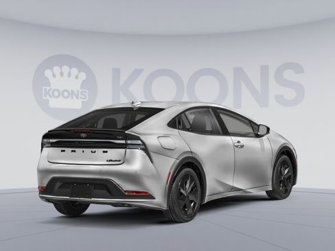 New 2026 Toyota Prius Plug-In Hybrid FWD image 2