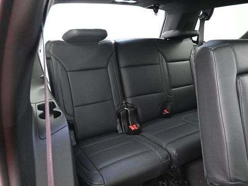 Used 2024 Chevrolet Tahoe High Country AWD/4WD image 23