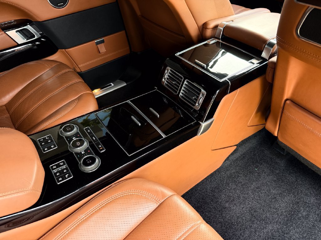 Used 2014 Land Rover Range Rover Long Wheelbase Autobiography AWD/4WD image 17
