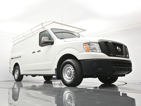 Used 2021 Nissan NV 2500 S RWD image 37
