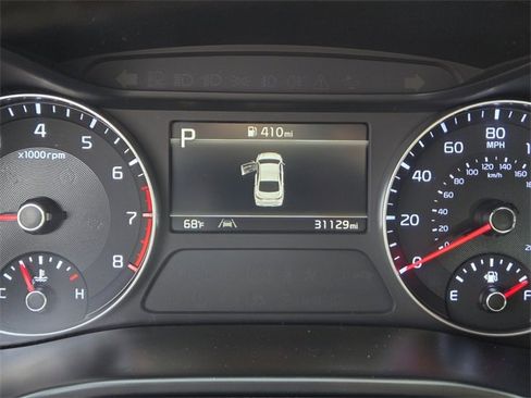 Used 2024 Kia Forte GT-Line image 20