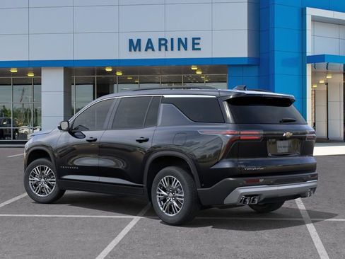 New 2026 Chevrolet Traverse LT FWD image 3