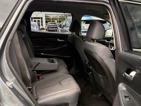 Used 2019 Hyundai Santa Fe SEL FWD image 23