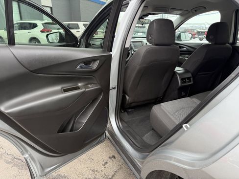 Used 2023 Chevrolet Equinox LT w/ Driver Convenience Package image 26
