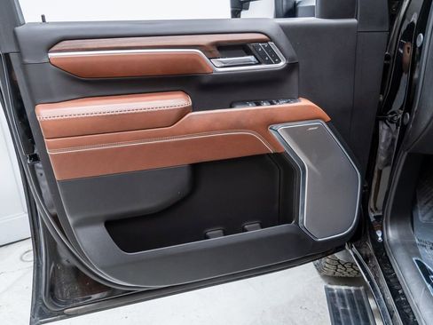 Used 2024 GMC Sierra 2500 Denali Ultimate w/ Max Trailering Package image 24