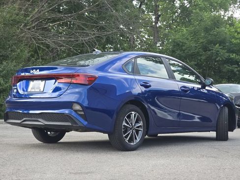 Used 2024 Kia Forte LXS w/ LXS Technology Package FWD image 14