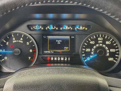 Used 2016 Ford F150 XLT w/ Equipment Group 302A Luxury RWD image 15