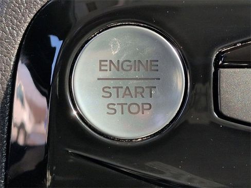 Used 2024 Ford Escape Platinum image 22