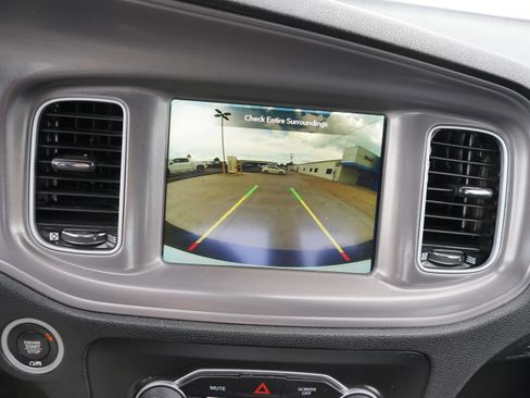 Used 2023 Dodge Charger SXT image 15