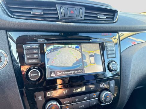 Used 2017 Nissan Rogue Sport SL w/ SL Premium Package AWD/4WD image 19