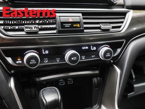 Used 2022 Honda Accord Sport image 19
