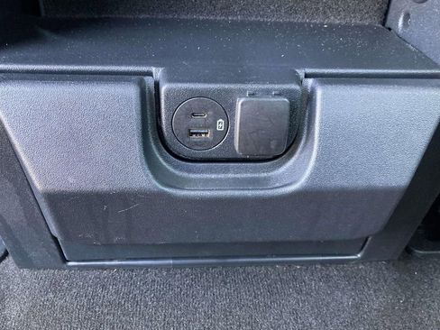 Used 2022 Ford F150 XL w/ Equipment Group 101A High RWD image 19