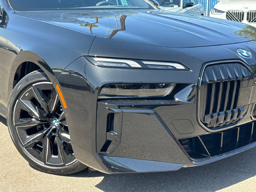 New 2026 BMW i7 xDrive60 AWD/4WD image 6