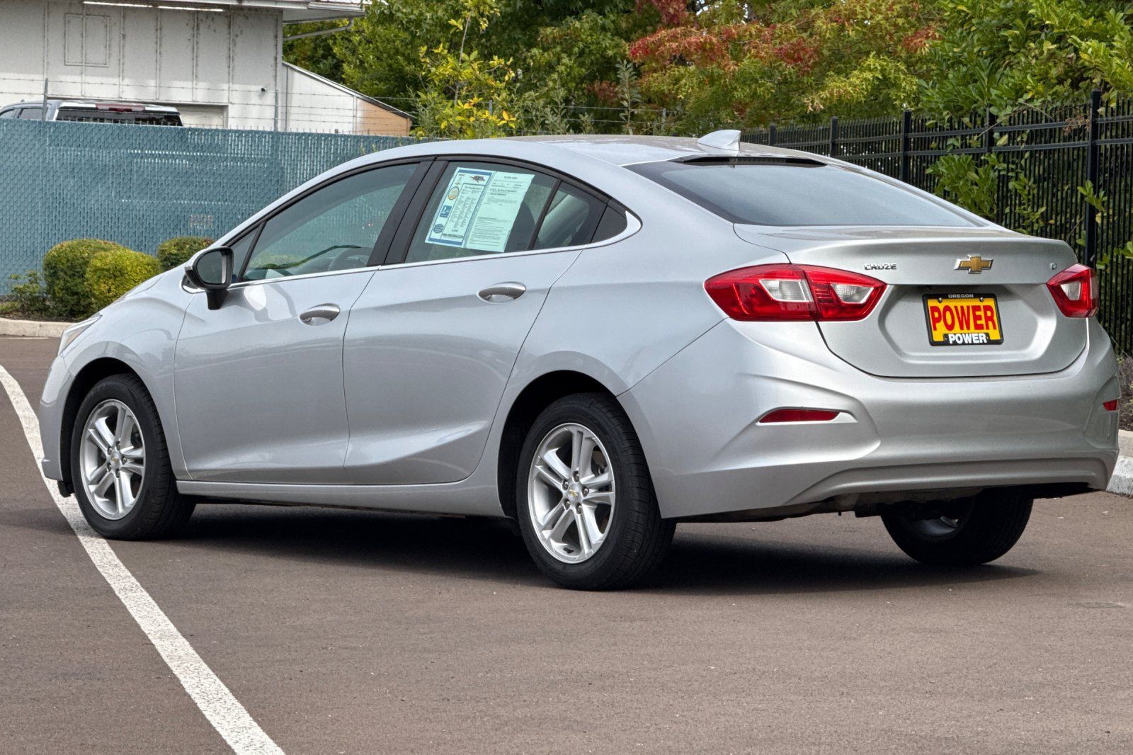 Used 2017 Chevrolet Cruze LT FWD image 6