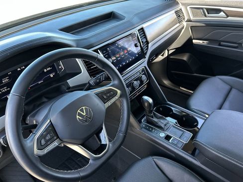 Used 2023 Volkswagen Atlas SE image 10
