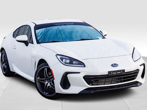 Used 2023 Subaru BRZ Limited image 2