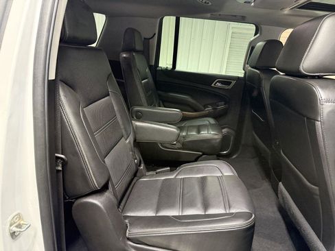 Used 2020 GMC Yukon XL Denali w/ Denali Ultimate Package AWD/4WD image 37