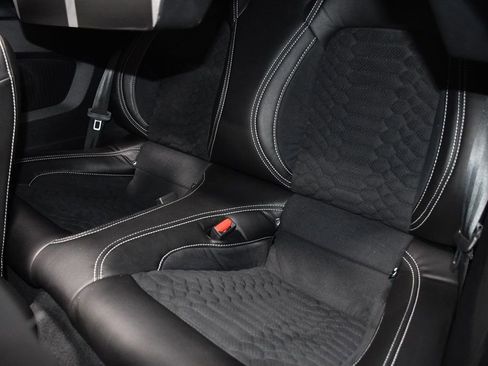 Used 2022 Ford Mustang GT Premium w/ GT Performance Package RWD image 29