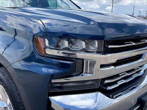 Used 2019 Chevrolet Silverado 1500 LTZ w/ LTZ Premium Package RWD image 33