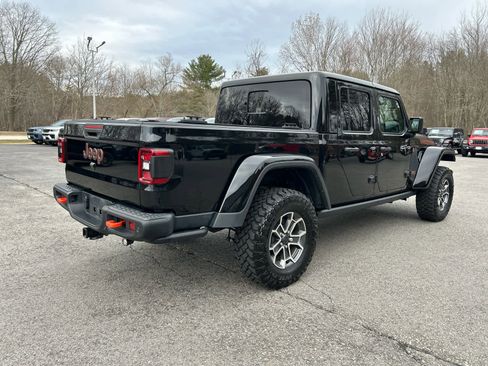Used 2024 Jeep Gladiator Mojave image 4