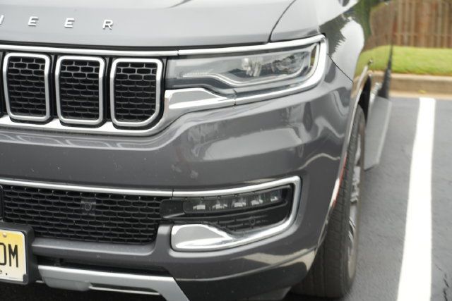 Used 2024 Jeep Wagoneer Series II w/ Flexible Seating Group AWD/4WD image 6