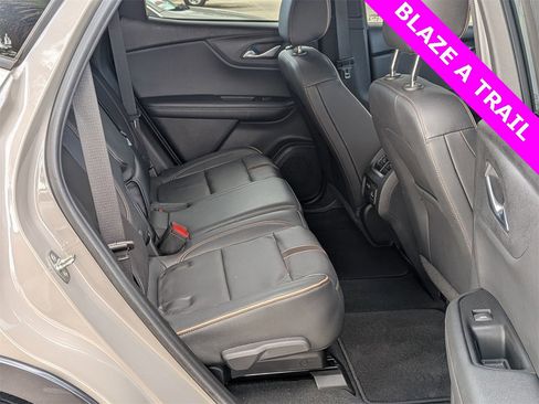Used 2022 Chevrolet Blazer Premier image 23